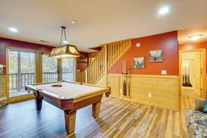 House (2 Bedrooms) | Interior - Private Hot Tub! Pet-friendly Cabin 4 Mi to Gsmnp (Gatlinburg)