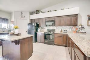 Apartment (3 Bedrooms) | Interior - Hike, Golf & Explore Yuma: Home w/ Private Patio (Yuma)