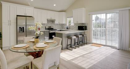 2 Mi to San Francisco Bay: Family Home w/ Decks!