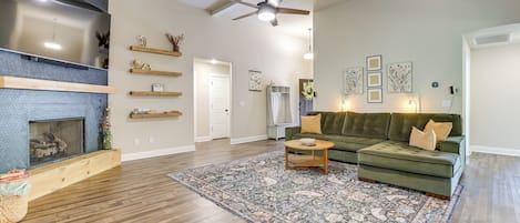 House (3 Bedrooms) | Front of property