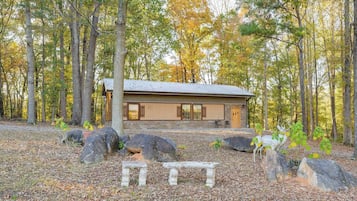 House (1 Bedroom) | Interior