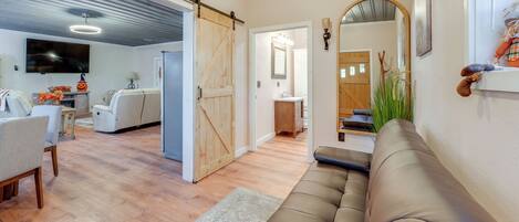 House (1 Bedroom) | Interior