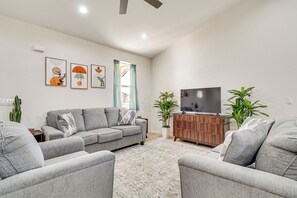 House (3 Bedrooms) | Front of property - Hike & Ski! Home w/ Dog-friendly Yard in Eagar (Eagar)