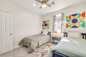 House (3 Bedrooms) | Interior