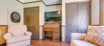 Relaxing Cabin Retreat w/ Games! Louisbug Hideaway