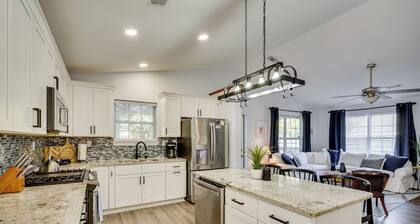 Coastal Convenience! Mt Pleasant Gem 2 Mi to Ocean