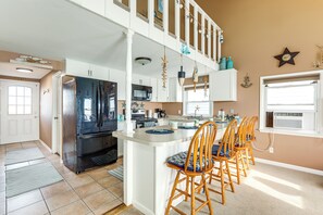 Talo (4 Bedrooms) | Sisätilat