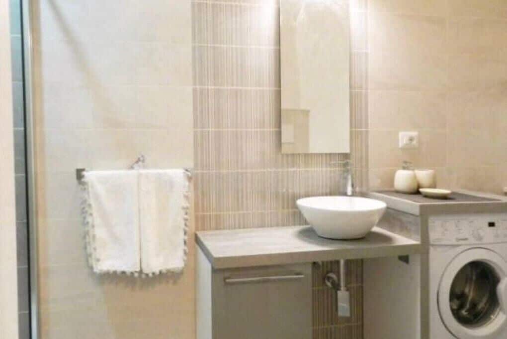 Dusche, Haartrockner, Bidet, Handtücher