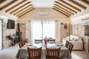 In-room dining - Villa Didova Kuća Zadarvillas (Benkovac)