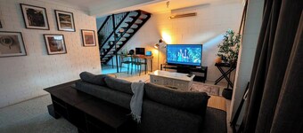 Peaceful, Modern, Lowtoxic, B'fast Included