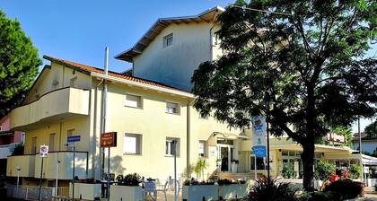 Residence at the Steam, your perfect home within walking distance of the beach.