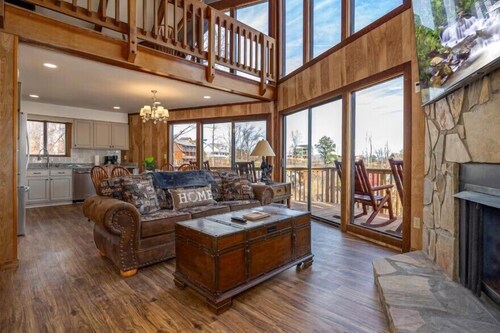 5BR Gatlinburg Family Getaway with Views, Hot Tub & Game Room in Chalet Village