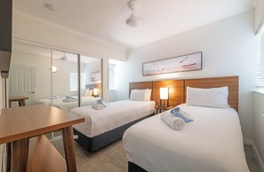 2 chambres, fer et planche à repasser, Wi-Fi gratuit, draps fournis