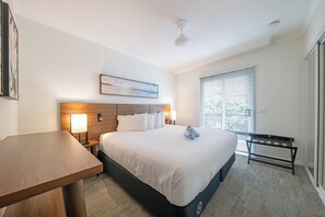 3 chambres, fer et planche à repasser, Wi-Fi gratuit, draps fournis