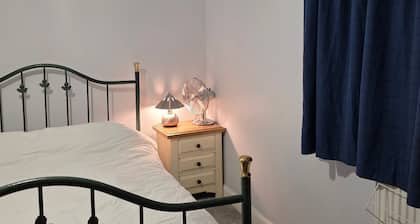 Room-near Colcheste Town Centre