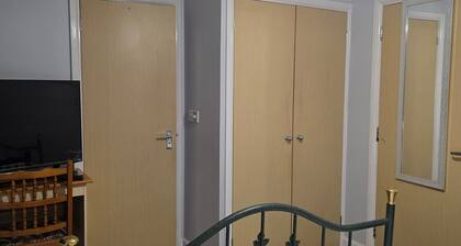 Room-near Colcheste Town Centre