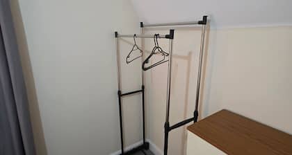 Room-cozy Guest Room in Colchester - Per