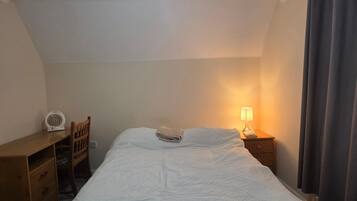 Shared Dormitory, 1 Bedroom, Smoking | 1 bedroom
