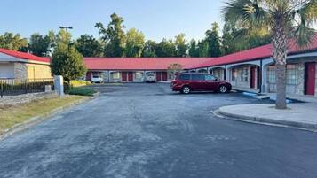 Enceinte de lâhĂ©bergement