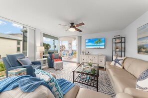 Smart TV - Sea Shells & Family Tides: Island Beach Club Retreat with Gulf Views (Sanibel)