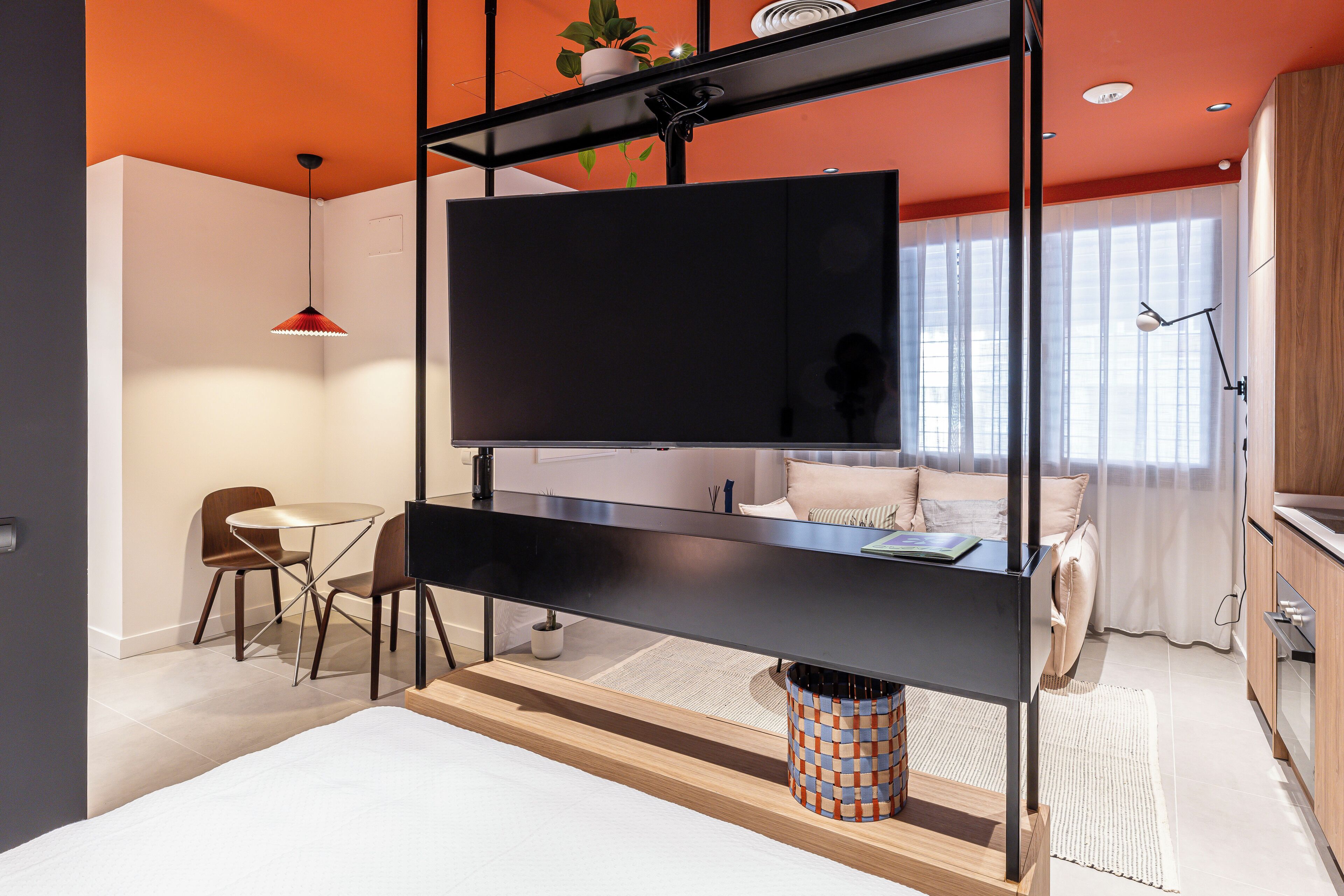 Studio | Iron/ironing board, free WiFi