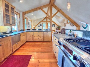 Fridge, microwave, oven, stovetop - 312 First Street — 3-Bedroom Home in the Heart of Crested Butte (Crested Butte)