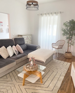 Rumah, balkon, pemandangan laut | Area keluarga