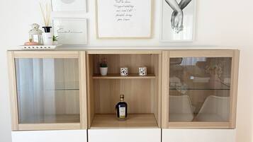 Hus, balkong, sjøutsikt | Oppholdsområde