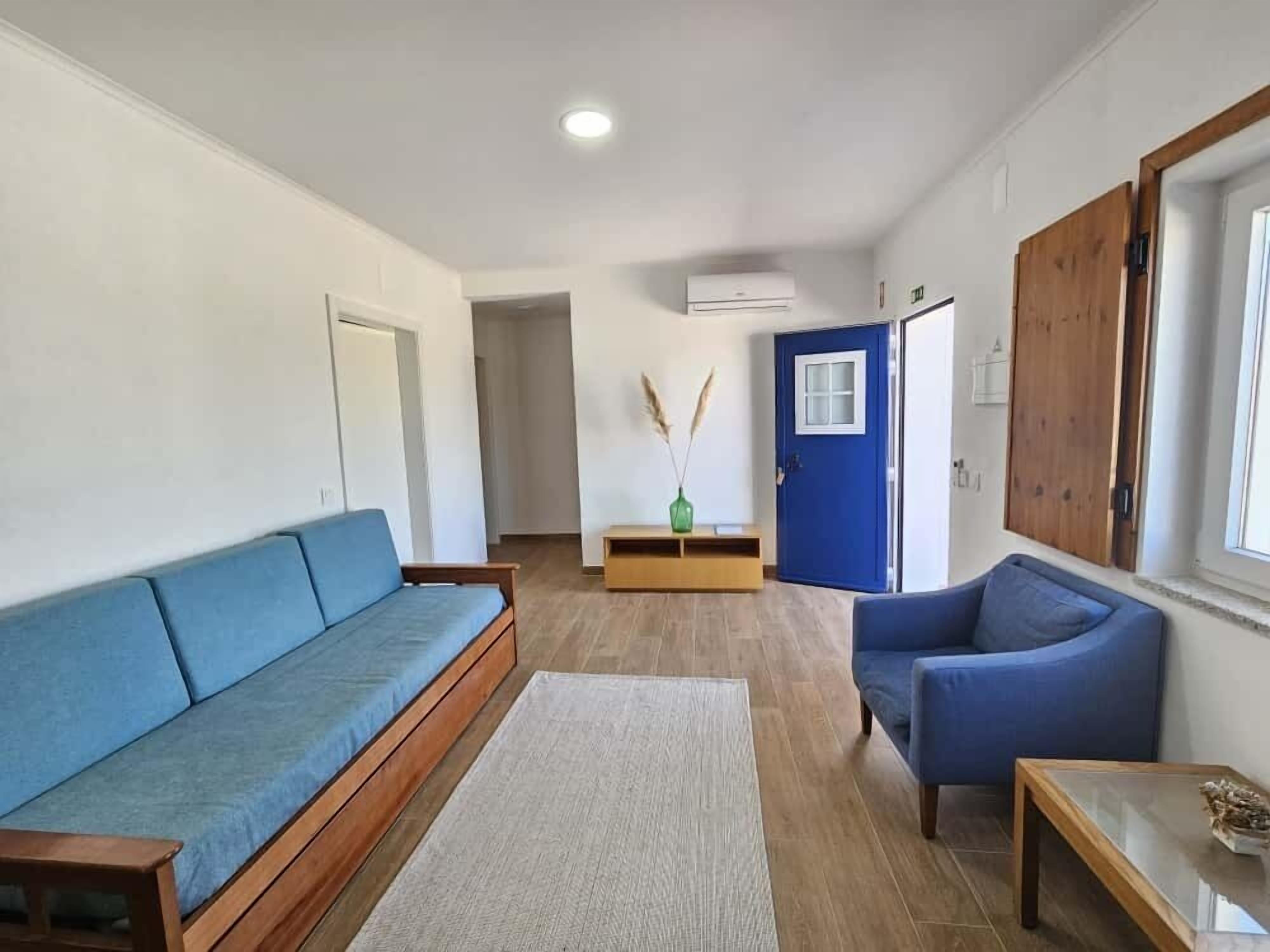 Apartment, 2 Bedrooms, Pool View | Free WiFi