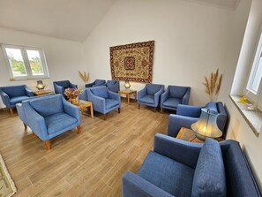 Sala de estar en el lobby