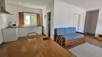 Apartment, 2 Bedrooms, Pool View | Free WiFi