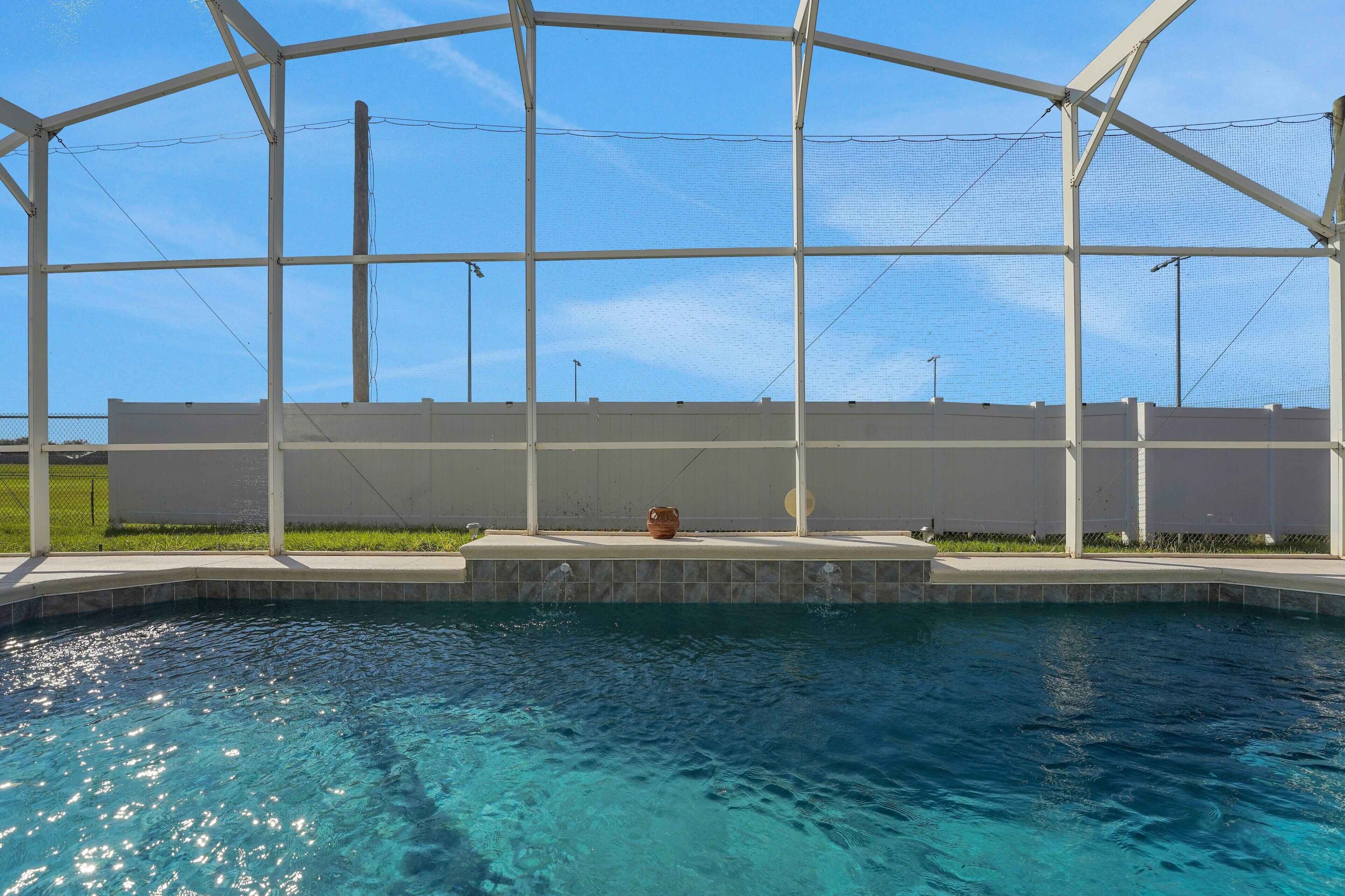 House, 4 Bedrooms | Pool