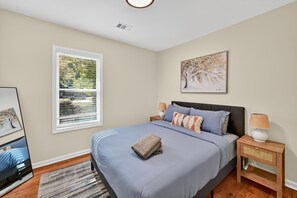 5 bedrooms, free WiFi