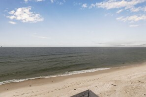 House, 4 Bedrooms | Beach