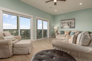 House, 4 Bedrooms | Living area - Sea La Vie - 106 Velasco Ct 4 Bedroom Home (Dauphin Island)