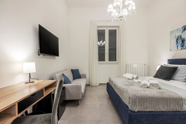 2 bedrooms, WiFi, bed sheets