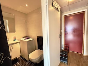 Bathroom - Great 1-bedroom Apartment (Tromsø)