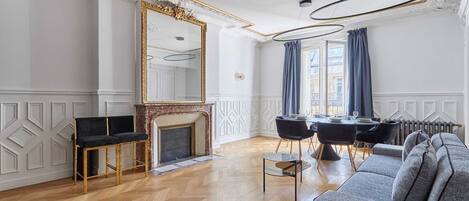 TV connectée, espaces bureaux