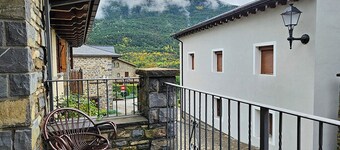 Apartamentos Casa Boira 3000