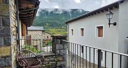 Apartamentos Casa Boira 3000