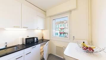 Mini-fridge, microwave, stovetop, espresso maker