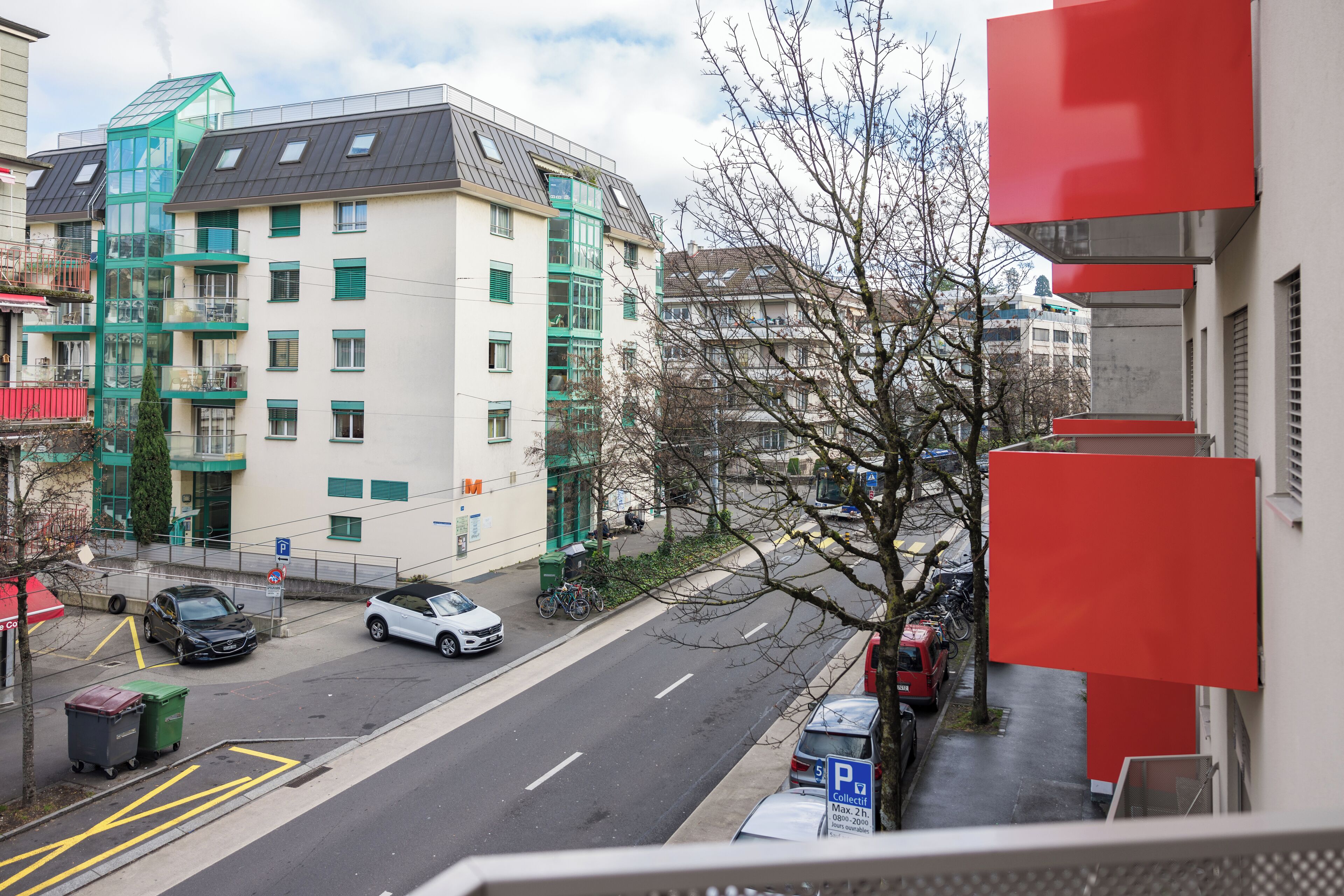 THE ELEGANT MINIMALIST LAKEFRONT | วิวระเบียง