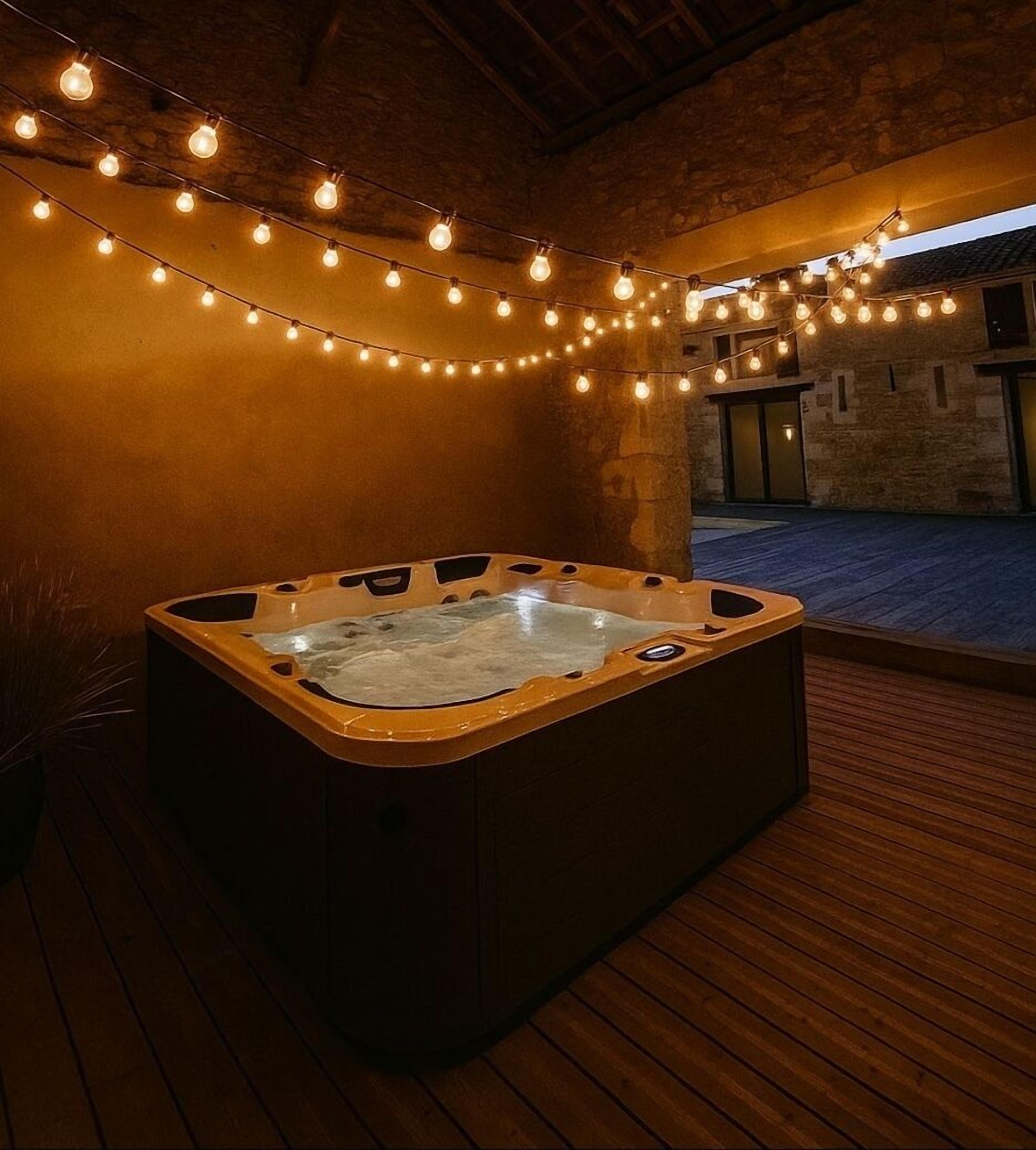 浴缸、產前按摩、泰式按摩、按摩服務