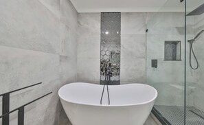 Shower, hair dryer, towels, soap - Modern Family Beach Oasis w/ Heated Saltwater Pool Home, 5 miles from Anna Maria (Bradenton)