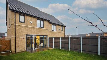 House, 3 Bedrooms, Garden View | Exterior