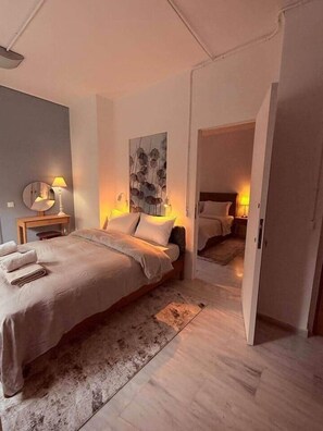 2 bedrooms, iron/ironing board, WiFi, bed sheets