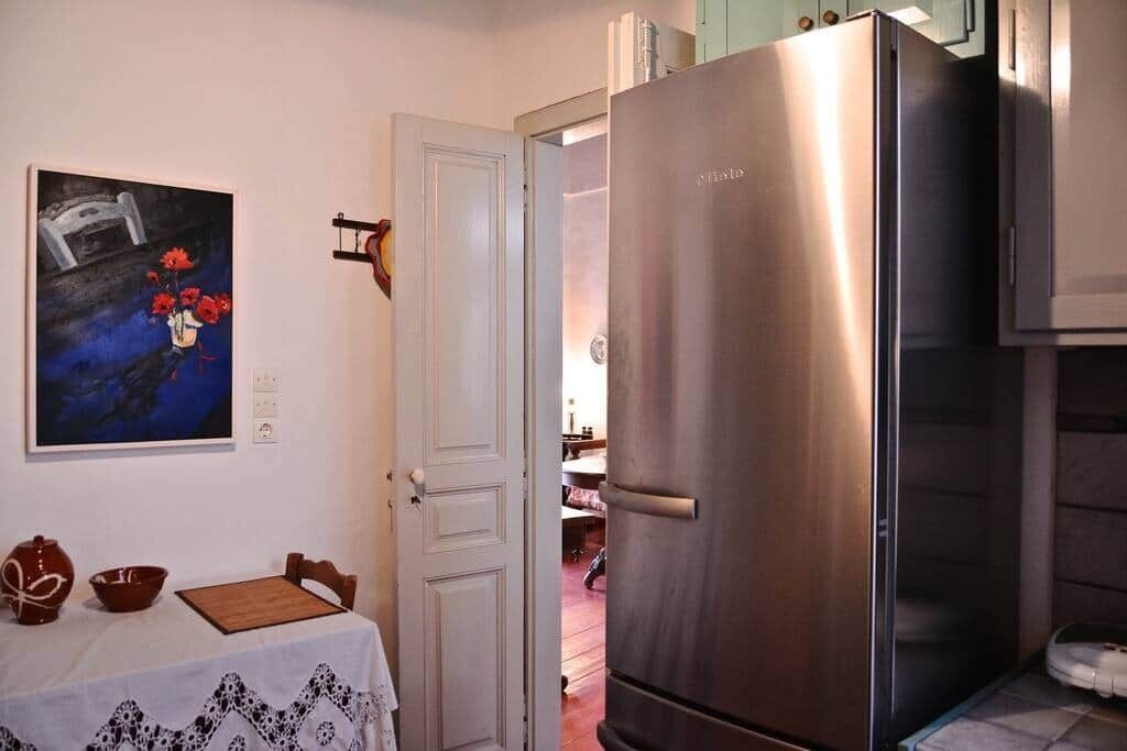 Fridge, oven, stovetop, toaster