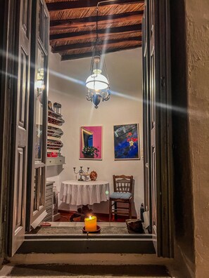 Interior - Stunning town-house in the heart of Chora, Serifos (Syros)