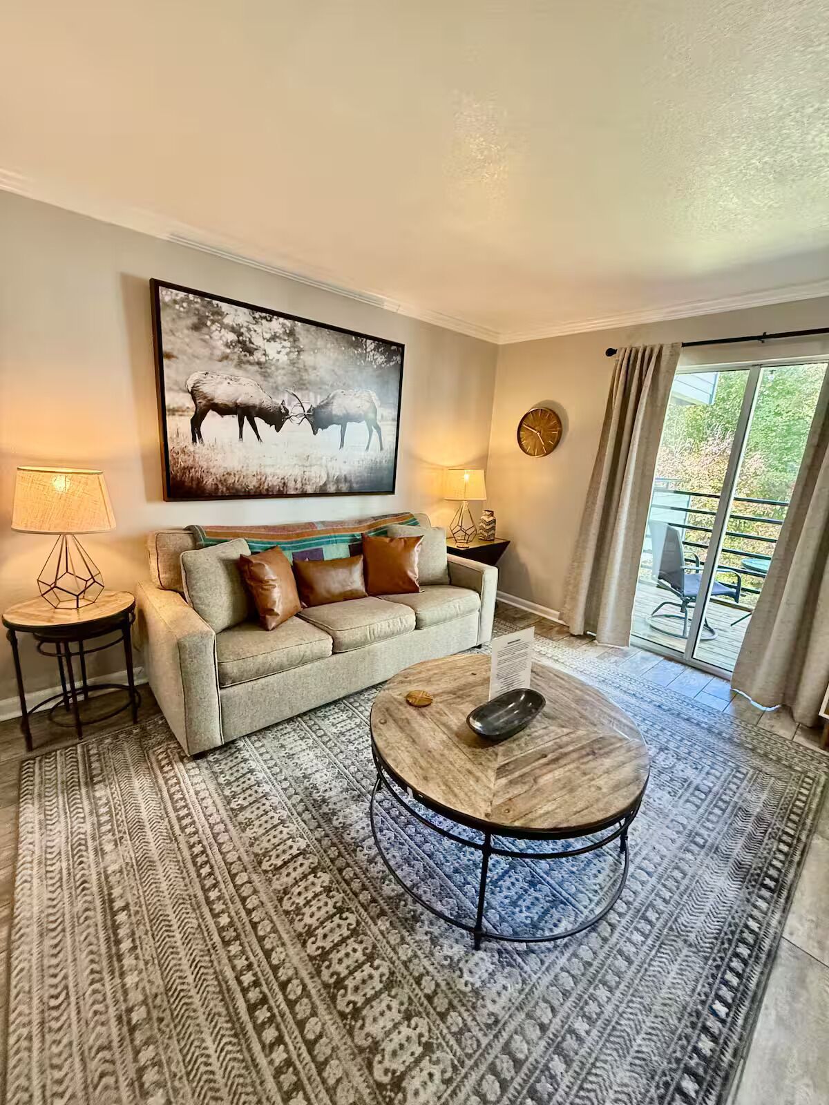 Smart TV, fireplace, video games