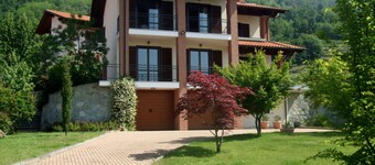 Detached family home in Piverone, near Lake Viverone